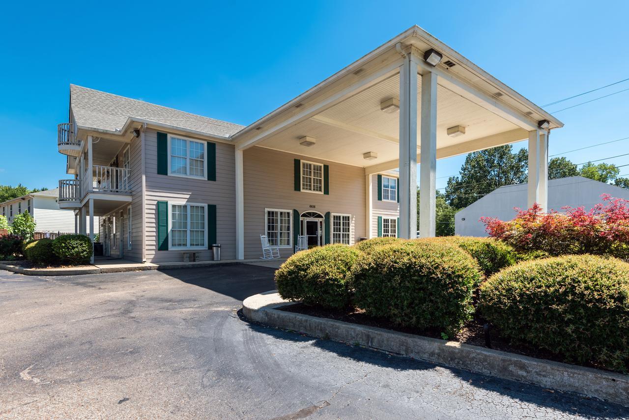 Plantation Oaks Hotel Millington Exterior photo